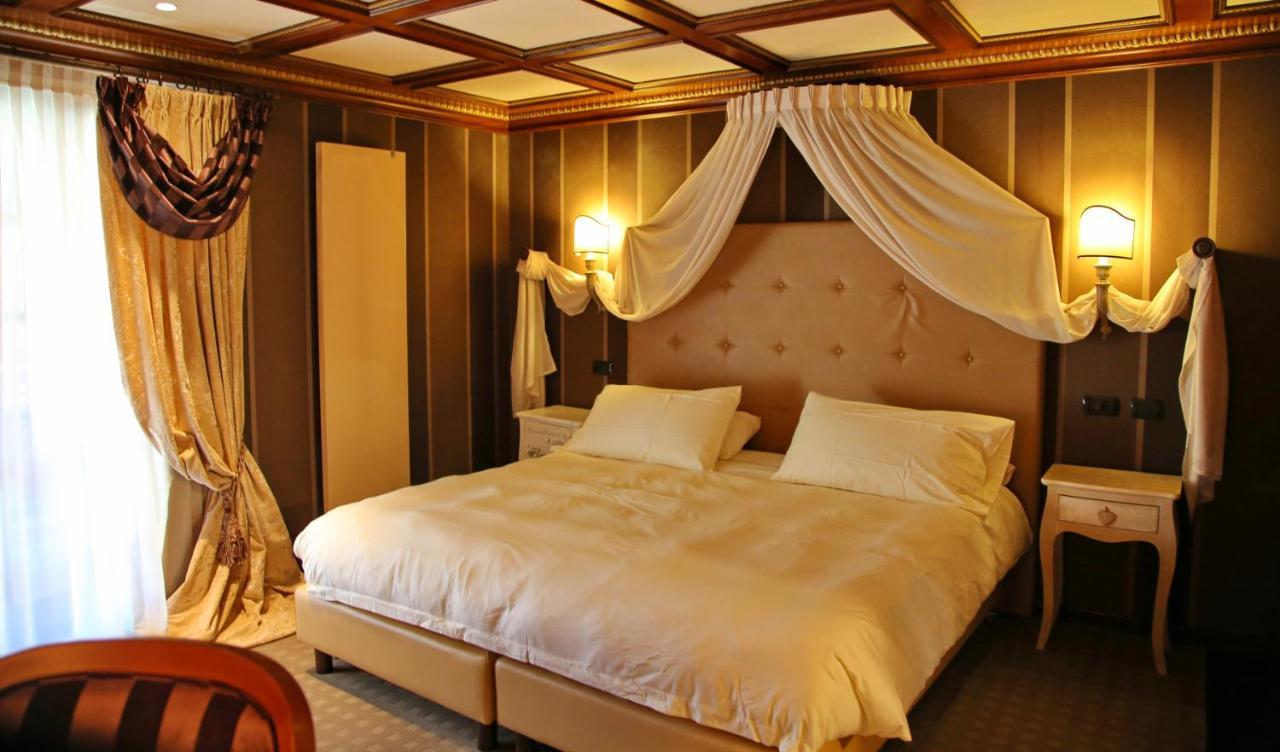 Relais Du Chateau Blanc La Thuile Buitenkant foto