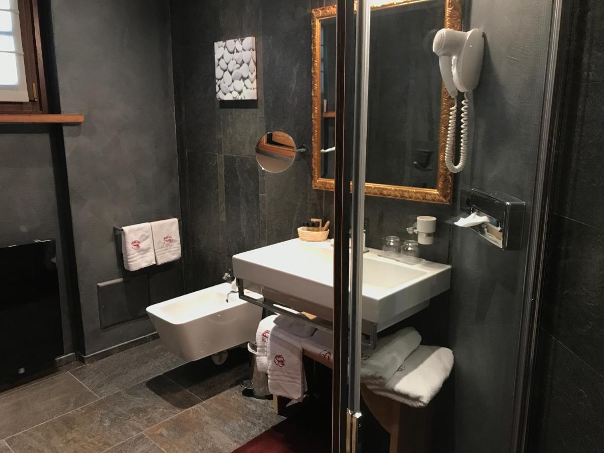 Relais Du Chateau Blanc La Thuile Buitenkant foto